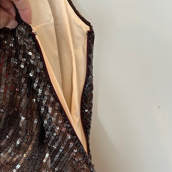 Halston SHYLA DRESS IN LACE SEQUIN Bronze NWT - Picture 7 of 12
